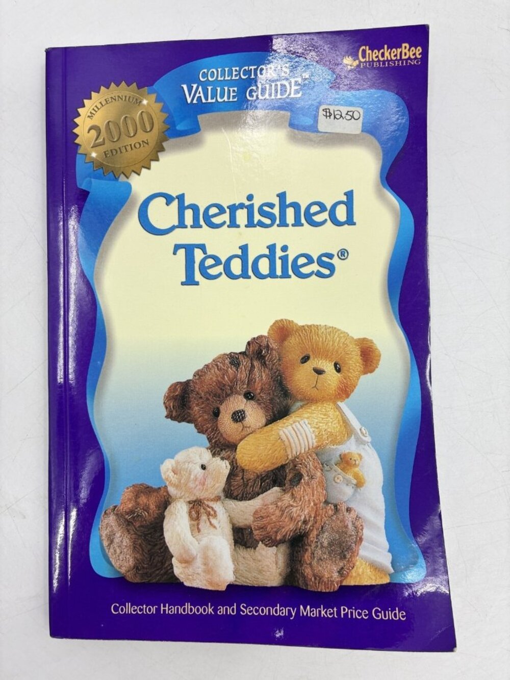 Cherished Teddies Collector's Value Guide 2000 Edition CheckerBee Publishing - Picture 2 of 6